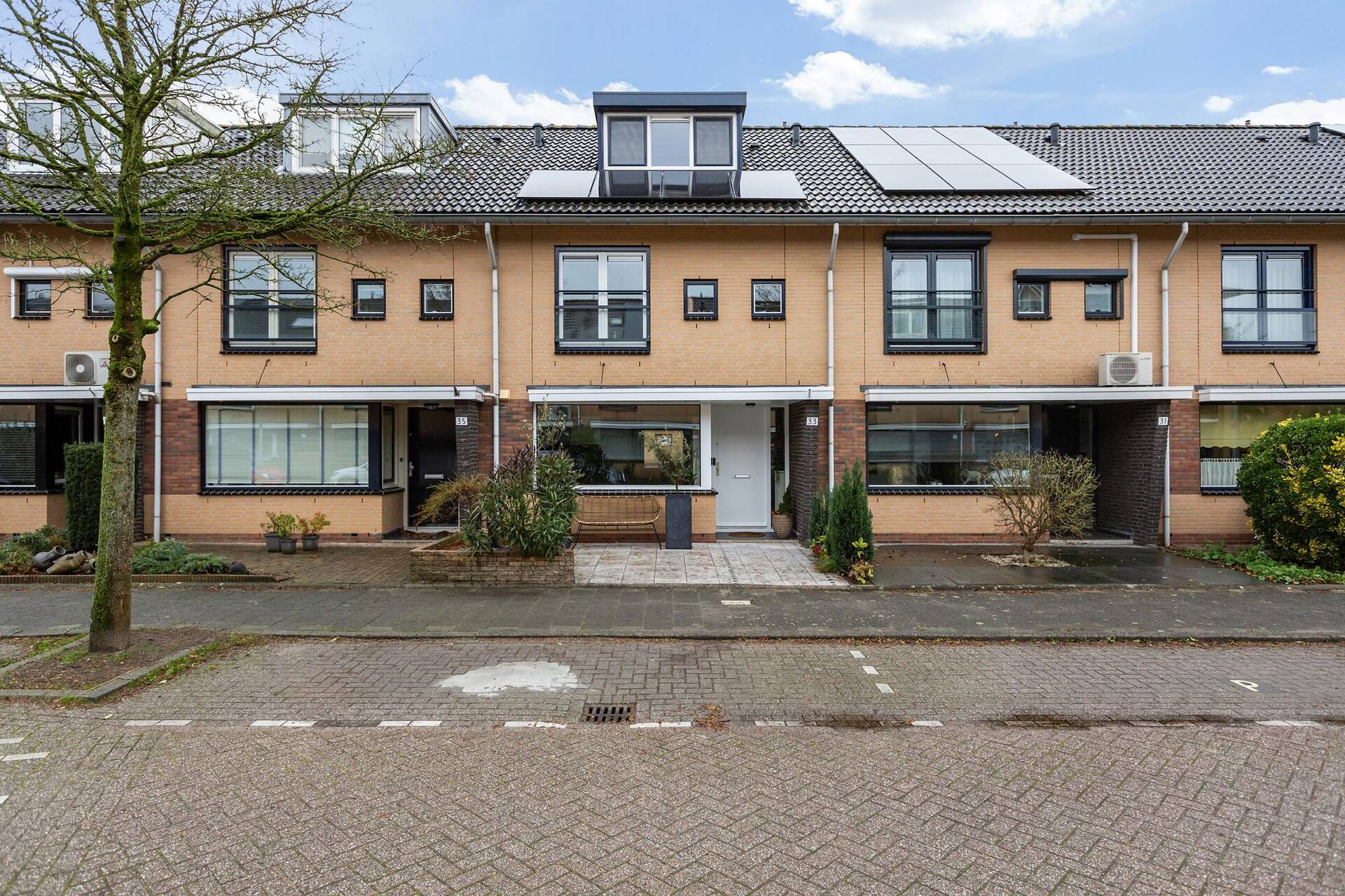 Van Eesterenveld 33 BARENDRECHT